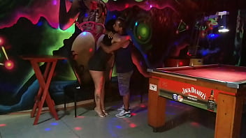 Preview 1 of Sunny Leone Forced Sex Video2 - Sexo na boate Fabinho costha e In&ecirc_s vertura
