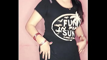 Preview 1 of Hony Busty - Puja nude dance
