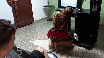 Preview 1 of New Porn Hot Mama Step Mom - SOY UN CORNUDO ME GUSTA FOLLARLE EL CO&Ntilde_O A LA PERRA DE MI EMPLEADA
