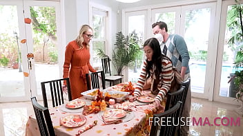 Preview 2 of Amanda Vaz Penis - Easing The Tension With Freeuse On Family Thanksgiving Dinner