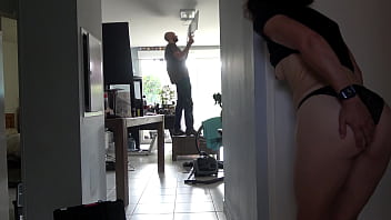 Preview 3 of Airhosts Sex Video - Comme une envie de me taper l&#039_&eacute_lectricien - Dazzlingfacegirl full video 42 min on MYM