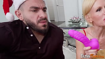 Preview 2 of Www Nude Videos Hd - A Filthy Family Christmas