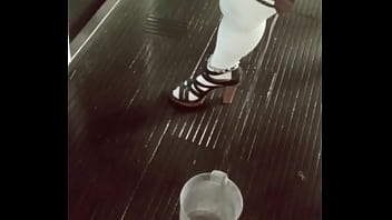Preview 2 of Smal Arab Sex - Pissing time