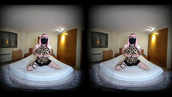 Preview 1 of Marcia Posadas - Sissy crossdresser on her bedroom after a long day at work [3D VR180]