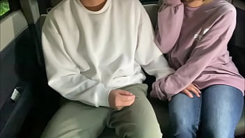 Preview 1 of Www Xxx Vidaeo - 【彼女との車内SEX】車内で大◯生彼女の口マンコでフェラされ亀頭舐めされて最後は合体して別れ際にイキまくりました。