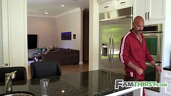 Preview 1 of Xxx Mobi Phim 18 - Stepmom Doesn&#039_t Know Stepdad&#039_s Fucking Me