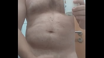 Preview 4 of Indian Sex Video3gp - VID 428 Ma masturbez si imi beau pisaul (3min)