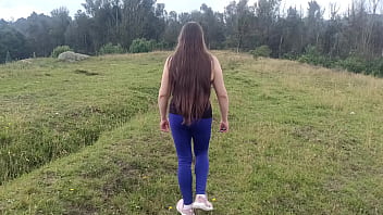 Preview 3 of Naughty America Sex Videos - Madrastra Amateur En El Bosque Con Su hijastro Se Exhibe Y Se Deja Tocar Las tetas,  El Culo Y Su Enorme Cameltoe Desi Bhabhi