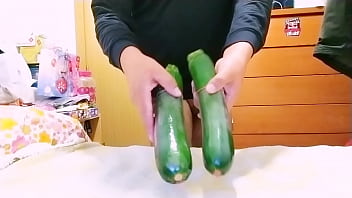 Preview 1 of Kill Rip Anal - A mi culo le gusta los calabacines y berenjenas
