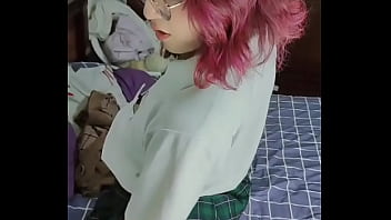 Preview 2 of Public Rzech - Estudiante me manda este video masturbandose su rico co&ntilde_ito para que le ayude con sus calificaciones
