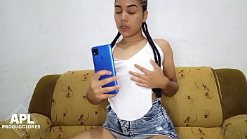 Preview 1 of Lurking Cams - Mi compa&ntilde_era de cuarto siempre le envia fotos calientes a su novio y eso me pone cachondo - Historia completa