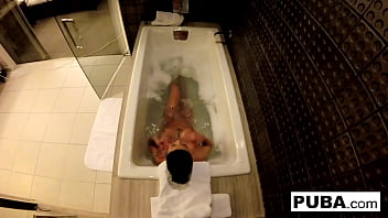 Preview 2 of Free Me Desi Video Dikhao - Sexy Jezebelle Bond films herself taking a bath