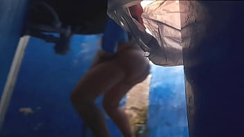 Preview 3 of Masi Sexy Video Film Mummy - MADRASTRA CULONA LE ENCANTA MASTURBARSE EN LA DUCHA