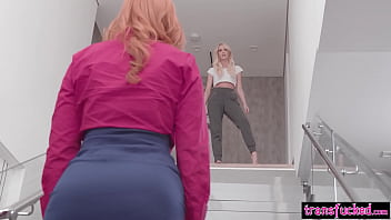 Preview 1 of Peeing During Fucking - Tranny Jade Venus fucked two horny babes Kenna James and Lauren Phillips