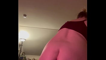 Preview 4 of Chest Master - Fisting queen loves a hand in her pussy watch her squirt when I pull it out