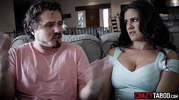 Preview 2 of Ngentot Sma Hewan Peliharaan - Big ass MILF Penny Barber pounded booty on husbands Robby Apples hard cock