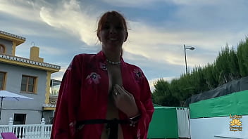 Preview 1 of 420wep Com Hd - MUJER TETONA me la chupa en la PISCINA y nuestro amigo mira