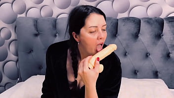 Preview 2 of Chineza Seno Estrupada - My Stepsister was playing with her rubber friend when I was hiding behind the curtain