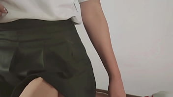 Preview 1 of Zaawaadi - Colegiala con cuerpito delicioso y en uniforme viene a mi casa a suplicar que le ayude a mejorar sus notas,  termino follandola y haciendo porno amateur.