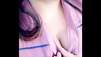 Preview 1 of Sanilion Sex Mp4 - ENFERMERA ZORRA SE TREPA AL VEHICULO DEL GOBIERNO Y ASISTE A DAR UNA CONSULTA INDEPENDIENTE A PACIENTE MUJERIEGO,  LA ZORRA SE DEJA TOCAR LA VAGINA EN EL CARRO. PORNO DE ENFERMERA REAL