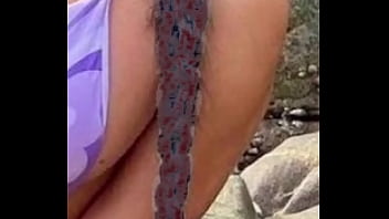 Preview 2 of Hdanal Dw - Desenhar uma mulher gostosa de biqu&iacute_ni na praia e bater punheta em off