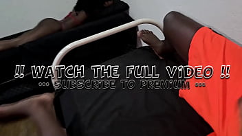 Preview 1 of Big Blak Assanal - A safada fodeu com o amigo do irm&atilde_o na casa de praia e quase foi pega no flagra