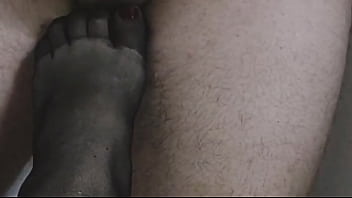 Preview 4 of W W W Taxi 69 - Трахнули ступни - подошвы,  пальцы ног и ступни! Мега заполненная спермой дрочка ногами