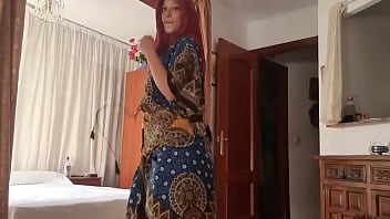 Preview 4 of Mal Ana Mal - Quien es ella