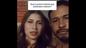 Preview 1 of Celebrity Vagina - LEITINHO NA BOCA? Respondendo As Perguntas Dos Nossos F&atilde_s! CASAL SAPEKA RESPONDE 01