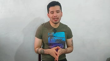 Preview 2 of Nepali Tm - Hombre casado mec&aacute_nico termina aceptando una mamada a su verga de 20cm del plomero que contrato! Relato sexual