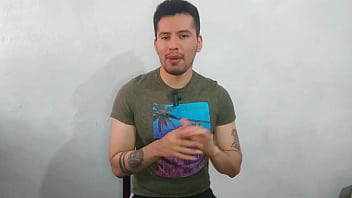 Preview 4 of Nepali Tm - Hombre casado mec&aacute_nico termina aceptando una mamada a su verga de 20cm del plomero que contrato! Relato sexual