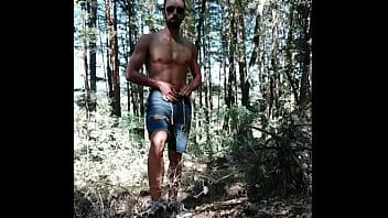 Preview 1 of Dihaj Zakia - Me MASTURBO en el BOSQUE