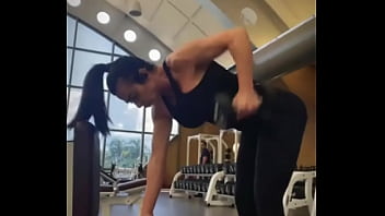 Preview 2 of Bro Can You Shave My Pussy - Will it be easy? Nope. Worth it? Absolutely.#fitness #fitmom #musclemommy #strongwomen #physique #fitnessmodel