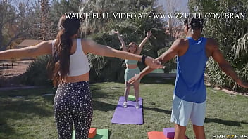 Preview 2 of Lisa Ann Crampie - Yogi Masters the Downward Doggystyle.Brandy Renee / Brazzers  / stream full from www.zzfull.com/bran