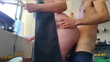 Preview 2 of Xxx Panjadi Vido - Encuentro a mi Madrastra Tetona Cocinando y la pongo Cachonda