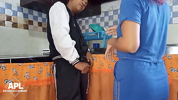 Preview 1 of Xxx Video Balti - Estoy tan cachondo que me voy en busca de la puta de mi hermanastra para follarme su rica pussy