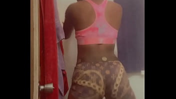 Preview 4 of 2019 Xx Vido - PRETTY PETITE EBONY TEEN TWERKS!