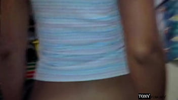 Preview 4 of Xxx Love Com - &iexcl_Ay duele!.. por el culo no se vale. grita de dolor pero no para de dar sentones. nena Impresionante chica sexy,  pide que le destroze el culo para vengarse de su novio por haberle sido infiel.