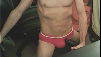 Preview 3 of Pizzi Video - Stretching with Massage Gun