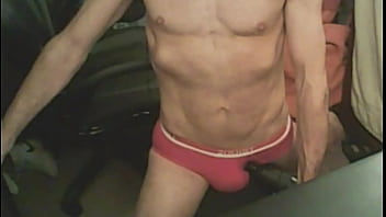 Preview 1 of Pizzi Video - Stretching with Massage Gun