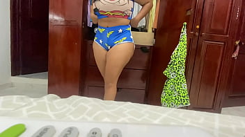 Preview 4 of Ssni 764 - Camara oculta graba transparencia de mi madrastra el lycra apretado