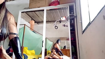 Preview 1 of Sheyla Stylez Cumhots - PORNO GRATIS EXCLUSIVO!! LAS ZORRAS TAMBIEN MERECEN TENER SEXO CON JOVENES NOVATOS. INVITE A FOLLAR A MI HIJASTRO CUANDO NO ESTABA MI MARIDO VIEJO