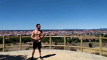Preview 3 of French Granny Gangbang - Me masurbo en el MIRADOR de LE&Oacute_N
