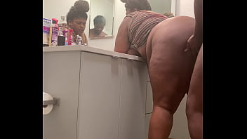 Preview 4 of Faddy Cum Inside Pussy - We love to watch each other in the mirror while we fuck Pt2