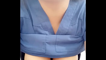 Preview 4 of Kerala Actors Sex - ZORRA AVENTURERA!! AUXILIAR DE LIMPIEZA INGRESA AL BA&Ntilde_O DE LOS USUARIOS PARA REALIZAR LA LIMPIEZA DIARIA!! COMO ELLA TIENE UN CANAL PORNO MUESTRA SUS HERMOSAS TETAS  SEXY