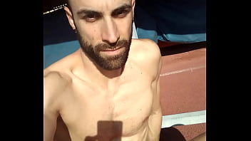 Preview 1 of Bimaxx 12 - Me MASTURBO en la Pista de atletismo