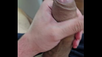 Preview 4 of Shemale Gamg - NOVINHO SAFADO GOZANDO GOSTOSO
