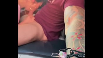Preview 2 of Hentai Doll Fuck - Maestra de colegio me chupa la verga en el estacionamiento MILF LATINA