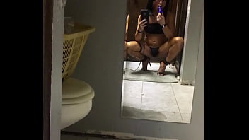 Preview 4 of Bzhot Porns - CROP TOP TRANNY