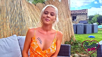 Preview 2 of Sis Deddy - Oletsha,  une grosse coquine avec un 90D